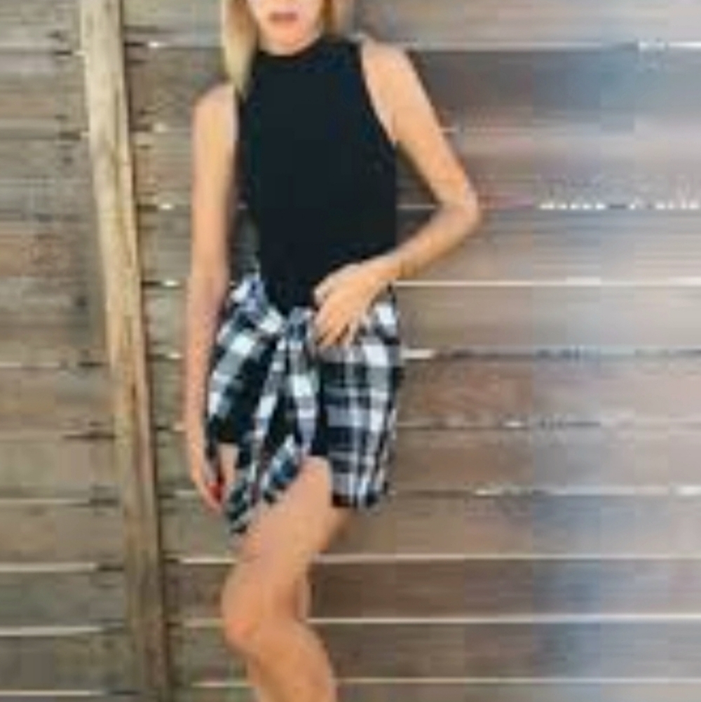 Material Girl Sleeveless Ribbed Faux Flannel Black & White Mini Dress